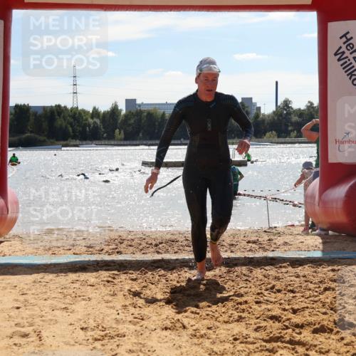 07.09.2025 - 19. Norderstedt Triathlon Luisa Fischer http://msf.ph/oto/8760860 07.09.2025 14:18:02 Schwimmen 1508 meine-sportfotos.de