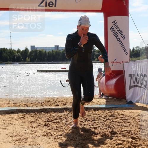 07.09.2025 - 19. Norderstedt Triathlon Luisa Fischer http://msf.ph/oto/8760870 07.09.2025 14:18:03 Schwimmen 1508 meine-sportfotos.de