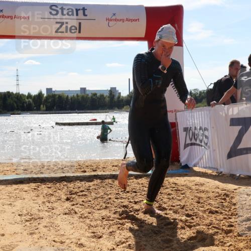 07.09.2025 - 19. Norderstedt Triathlon Luisa Fischer http://msf.ph/oto/8760873 07.09.2025 14:18:03 Schwimmen 1508 meine-sportfotos.de