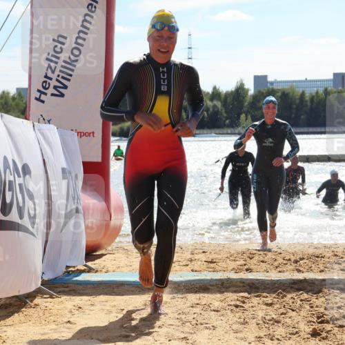 07.09.2025 - 19. Norderstedt Triathlon Luisa Fischer http://msf.ph/oto/8760906 07.09.2025 14:18:29 Schwimmen 442, 480, 1439, 1497 meine-sportfotos.de