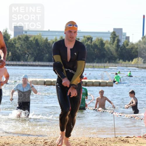 07.09.2025 - 19. Norderstedt Triathlon Luisa Fischer http://msf.ph/oto/8760921 07.09.2025 12:08:13 Schwimmen 157, 274, 309, 700, 786, 820, 1256 meine-sportfotos.de