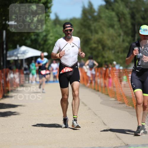 07.09.2025 - 19. Norderstedt Triathlon Michael Strokosch http://msf.ph/oto/8760925 07.09.2025 12:55:23 Laufen 187, 1392 meine-sportfotos.de