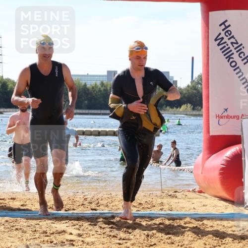 07.09.2025 - 19. Norderstedt Triathlon Luisa Fischer http://msf.ph/oto/8760928 07.09.2025 12:08:14 Schwimmen 157, 274, 309, 700, 786, 820, 1256 meine-sportfotos.de