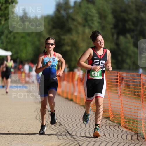 07.09.2025 - 19. Norderstedt Triathlon Michael Strokosch http://msf.ph/oto/8760937 07.09.2025 10:45:38 Laufen 76, 669, 691 meine-sportfotos.de