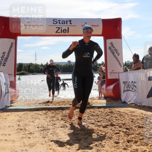 07.09.2025 - 19. Norderstedt Triathlon Luisa Fischer http://msf.ph/oto/8760953 07.09.2025 14:18:33 Schwimmen 438, 442, 480, 1439, 1485, 1497 meine-sportfotos.de