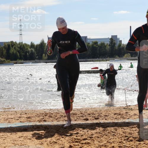 07.09.2025 - 19. Norderstedt Triathlon Luisa Fischer http://msf.ph/oto/8760960 07.09.2025 14:18:34 Schwimmen 438, 442, 480, 1439, 1485, 1497 meine-sportfotos.de