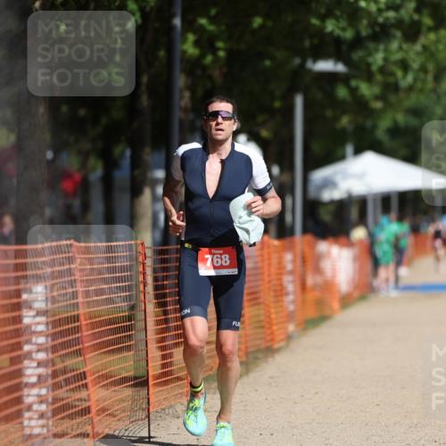 07.09.2025 - 19. Norderstedt Triathlon Michael Strokosch http://msf.ph/oto/8760990 07.09.2025 12:07:30 Laufen 768, 1314, 1368 meine-sportfotos.de