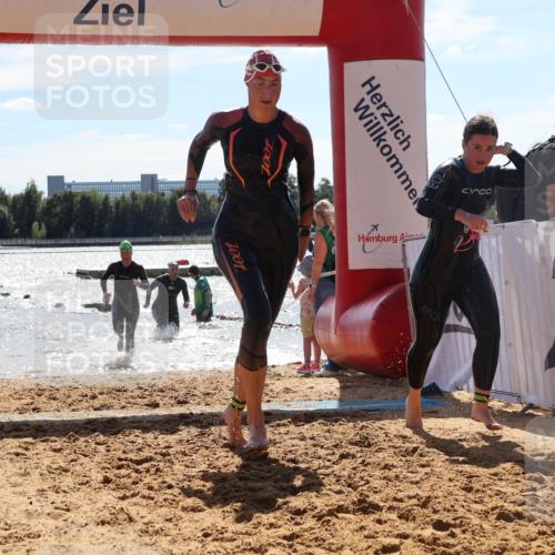 07.09.2025 - 19. Norderstedt Triathlon Luisa Fischer http://msf.ph/oto/8761006 07.09.2025 14:18:38 Schwimmen 438, 442, 465, 480, 1439, 1485, 1497 meine-sportfotos.de