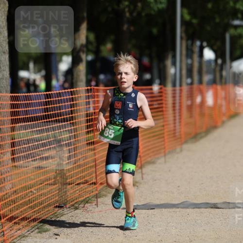 07.09.2025 - 19. Norderstedt Triathlon Michael Strokosch http://msf.ph/oto/8761030 07.09.2025 11:12:40 Laufen 85 meine-sportfotos.de