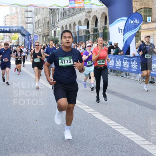 07.09.2025 - BARMER Alsterlauf Strokosch-Dieckow http://msf.ph/oto/8761032 07.09.2025 10:12:49 Ziel 2077, 2080, 2289, 2550, 2560, 2659, 2660, 3012, 3013, 3125, 3161, 3162, 3217, 3257, 3390, 3409, 3761, 4220, 4398, 4686, 4950, 5386, 5731, 5803, 5817, 5818, 5974, 5975, 6050, 8048 meine-sportfotos.de