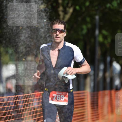 07.09.2025 - 19. Norderstedt Triathlon Michael Strokosch http://msf.ph/oto/8761036 07.09.2025 12:07:32 Laufen 768, 1368 meine-sportfotos.de