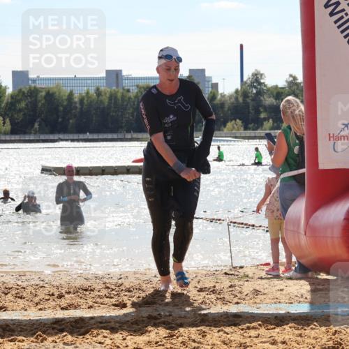 07.09.2025 - 19. Norderstedt Triathlon Luisa Fischer http://msf.ph/oto/8761050 07.09.2025 14:18:44 Schwimmen 438, 465, 480, 1485, 1497 meine-sportfotos.de