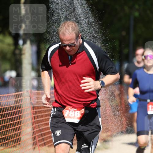 07.09.2025 - 19. Norderstedt Triathlon Michael Strokosch http://msf.ph/oto/8761054 07.09.2025 13:16:47 Laufen 153, 752, 786, 1214, 1261, 1271, 1292 meine-sportfotos.de