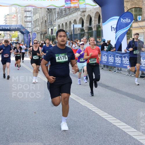 07.09.2025 - BARMER Alsterlauf Strokosch-Dieckow http://msf.ph/oto/8761060 07.09.2025 10:12:49 Ziel 2077, 2080, 2289, 2550, 2560, 2659, 2660, 3012, 3013, 3125, 3161, 3162, 3217, 3257, 3390, 3409, 3761, 4220, 4398, 4686, 4950, 5386, 5731, 5803, 5817, 5818, 5974, 5975, 6050, 8048 meine-sportfotos.de