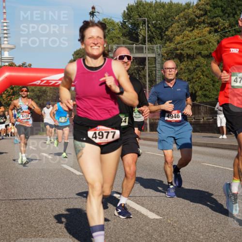 07.09.2025 - BARMER Alsterlauf Yannick Fuchs http://msf.ph/oto/8761064 07.09.2025 09:40:30 Laufen 61312, 2121, 3650, 4946, 4977, 34, 4731 meine-sportfotos.de