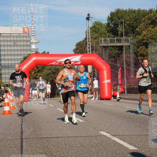 07.09.2025 - BARMER Alsterlauf Yannick Fuchs http://msf.ph/oto/8761089 07.09.2025 09:40:31 Laufen 4182, 131, 2121, 3650 meine-sportfotos.de