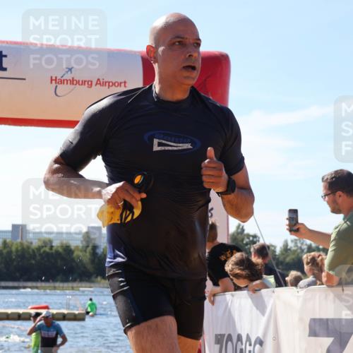 07.09.2025 - 19. Norderstedt Triathlon Luisa Fischer http://msf.ph/oto/8761109 07.09.2025 12:08:33 Schwimmen 141, 1216, 1297 meine-sportfotos.de