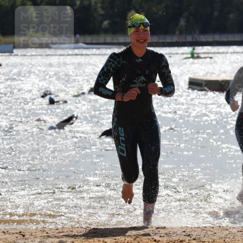 07.09.2025 - 19. Norderstedt Triathlon Luisa Fischer http://msf.ph/oto/8761132 07.09.2025 14:19:03 Schwimmen 458, 477, 1498, 1503 meine-sportfotos.de