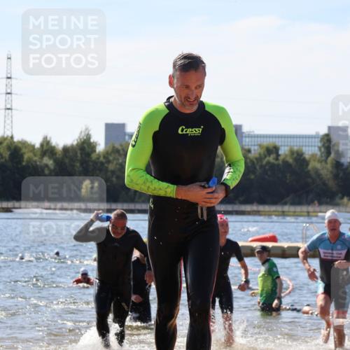 07.09.2025 - 19. Norderstedt Triathlon Luisa Fischer http://msf.ph/oto/8761165 07.09.2025 12:08:38 Schwimmen 141, 249, 301, 825, 1293, 1297 meine-sportfotos.de