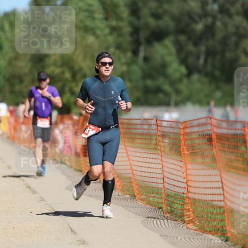 07.09.2025 - 19. Norderstedt Triathlon Michael Strokosch http://msf.ph/oto/8761189 07.09.2025 12:55:38 Laufen 174, 220, 247, 811, 1283 meine-sportfotos.de