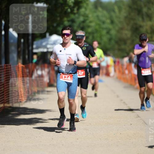 07.09.2025 - 19. Norderstedt Triathlon Michael Strokosch http://msf.ph/oto/8761246 07.09.2025 12:55:40 Laufen 174, 247, 811, 1283 meine-sportfotos.de
