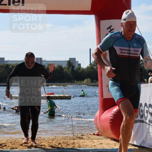 07.09.2025 - 19. Norderstedt Triathlon Luisa Fischer http://msf.ph/oto/8761251 07.09.2025 12:08:44 Schwimmen 220, 249, 301, 755, 825, 1293, 1297 meine-sportfotos.de