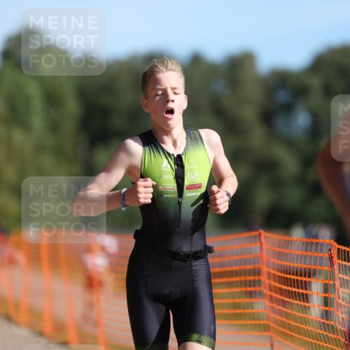 07.09.2025 - 19. Norderstedt Triathlon Michael Strokosch http://msf.ph/oto/8761252 07.09.2025 10:45:50 Laufen 115, 126, 636, 638, 643 meine-sportfotos.de