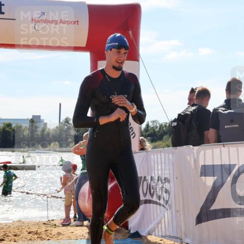 07.09.2025 - 19. Norderstedt Triathlon Luisa Fischer http://msf.ph/oto/8761259 07.09.2025 14:19:25 Schwimmen 377, 399, 1511 meine-sportfotos.de
