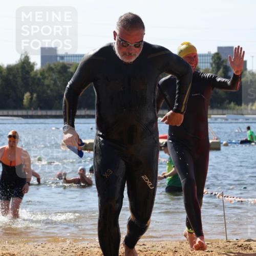 07.09.2025 - 19. Norderstedt Triathlon Luisa Fischer http://msf.ph/oto/8761264 07.09.2025 12:08:45 Schwimmen 220, 249, 301, 755, 825, 1293, 1297 meine-sportfotos.de
