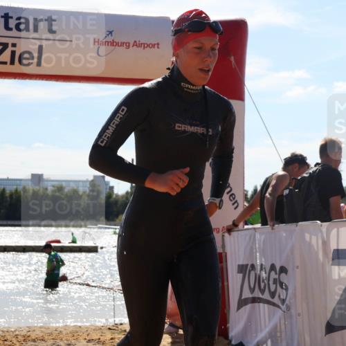 07.09.2025 - 19. Norderstedt Triathlon Luisa Fischer http://msf.ph/oto/8761296 07.09.2025 14:19:30 Schwimmen 377, 399, 1511 meine-sportfotos.de