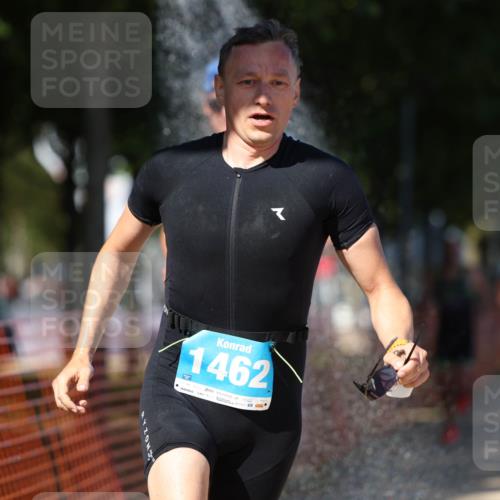 07.09.2025 - 19. Norderstedt Triathlon Michael Strokosch http://msf.ph/oto/8761322 07.09.2025 14:59:05 Laufen 428, 880, 997, 1010, 1039, 1416, 1462 meine-sportfotos.de