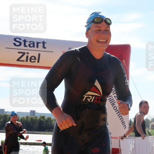07.09.2025 - 19. Norderstedt Triathlon Luisa Fischer http://msf.ph/oto/8761325 07.09.2025 14:19:44 Schwimmen 445, 1430, 1500, 1504 meine-sportfotos.de