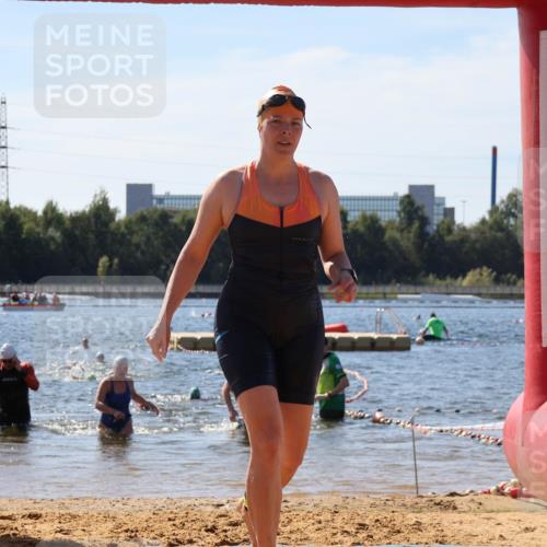 07.09.2025 - 19. Norderstedt Triathlon Luisa Fischer http://msf.ph/oto/8761337 07.09.2025 12:08:50 Schwimmen 220, 249, 301, 755, 825, 1293, 1373 meine-sportfotos.de