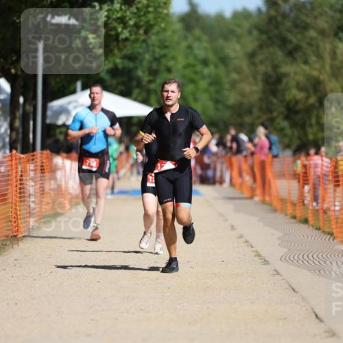 07.09.2025 - 19. Norderstedt Triathlon Michael Strokosch http://msf.ph/oto/8761341 07.09.2025 12:07:57 Laufen 734, 1223, 1257, 1288 meine-sportfotos.de