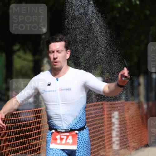 07.09.2025 - 19. Norderstedt Triathlon Michael Strokosch http://msf.ph/oto/8761382 07.09.2025 12:55:44 Laufen 174, 247, 811, 1283, 1384 meine-sportfotos.de