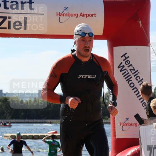 07.09.2025 - 19. Norderstedt Triathlon Luisa Fischer http://msf.ph/oto/8761400 07.09.2025 12:08:59 Schwimmen 754, 755, 766, 1264, 1373 meine-sportfotos.de