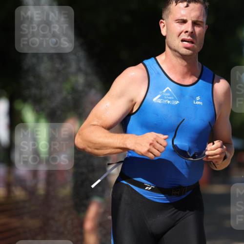 07.09.2025 - 19. Norderstedt Triathlon Michael Strokosch http://msf.ph/oto/8761414 07.09.2025 14:59:08 Laufen 428, 880, 997, 1010, 1416, 1462 meine-sportfotos.de