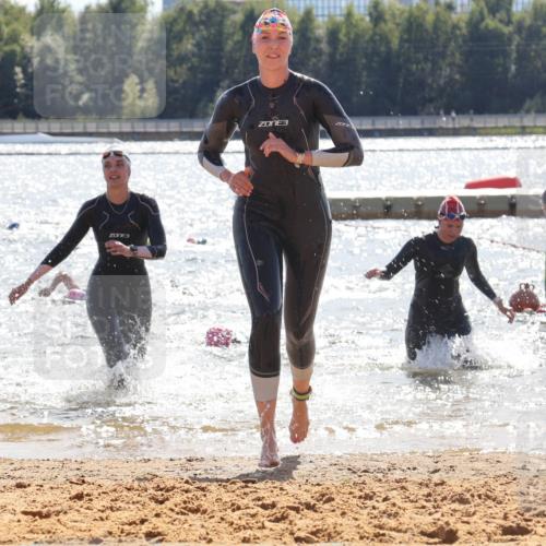 07.09.2025 - 19. Norderstedt Triathlon Luisa Fischer http://msf.ph/oto/8761453 07.09.2025 14:21:00 Schwimmen 1453, 1470 meine-sportfotos.de
