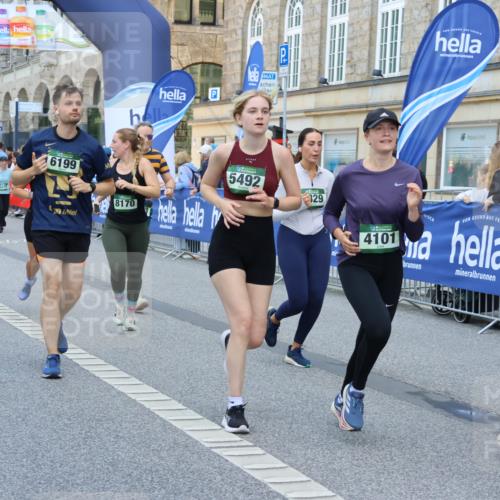 07.09.2025 - BARMER Alsterlauf Strokosch-Dieckow http://msf.ph/oto/8761519 07.09.2025 10:12:41 Ziel 2007, 2049, 2077, 2289, 2560, 2659, 2660, 2707, 3012, 3013, 3125, 3182, 3353, 3580, 3640, 4397, 4462, 4571, 4572, 4577, 4686, 4789, 4950, 5386, 5974, 5975, 6050, 8058, 8060 meine-sportfotos.de