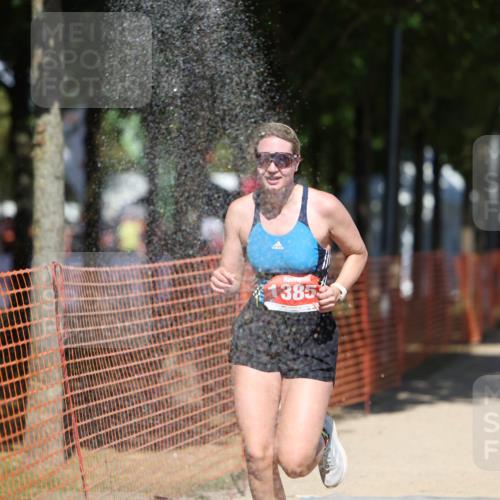 07.09.2025 - 19. Norderstedt Triathlon Michael Strokosch http://msf.ph/oto/8761527 07.09.2025 13:17:16 Laufen 330, 344, 347, 1385 meine-sportfotos.de