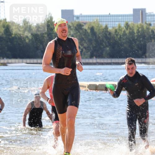 07.09.2025 - 19. Norderstedt Triathlon Luisa Fischer http://msf.ph/oto/8761533 07.09.2025 12:09:17 Schwimmen 167, 171, 735, 766, 798, 847, 1376 meine-sportfotos.de