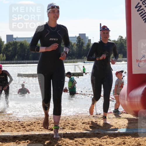 07.09.2025 - 19. Norderstedt Triathlon Luisa Fischer http://msf.ph/oto/8761535 07.09.2025 14:21:06 Schwimmen 439, 467, 1453, 1470 meine-sportfotos.de