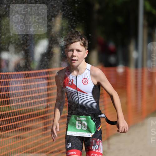 07.09.2025 - 19. Norderstedt Triathlon Michael Strokosch http://msf.ph/oto/8761544 07.09.2025 11:14:11 Laufen 69 meine-sportfotos.de