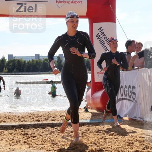07.09.2025 - 19. Norderstedt Triathlon Luisa Fischer http://msf.ph/oto/8761552 07.09.2025 14:21:07 Schwimmen 439, 467, 1453, 1470 meine-sportfotos.de