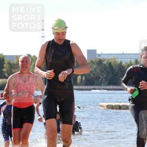 07.09.2025 - 19. Norderstedt Triathlon Luisa Fischer http://msf.ph/oto/8761569 07.09.2025 12:09:19 Schwimmen 167, 171, 798, 847, 1376 meine-sportfotos.de