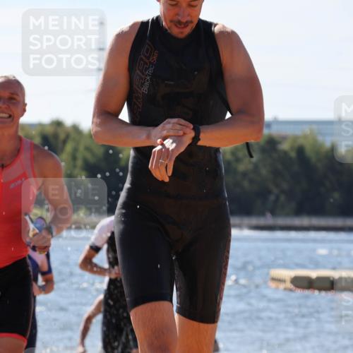 07.09.2025 - 19. Norderstedt Triathlon Luisa Fischer http://msf.ph/oto/8761585 07.09.2025 12:09:20 Schwimmen 167, 171, 798, 847, 1376 meine-sportfotos.de