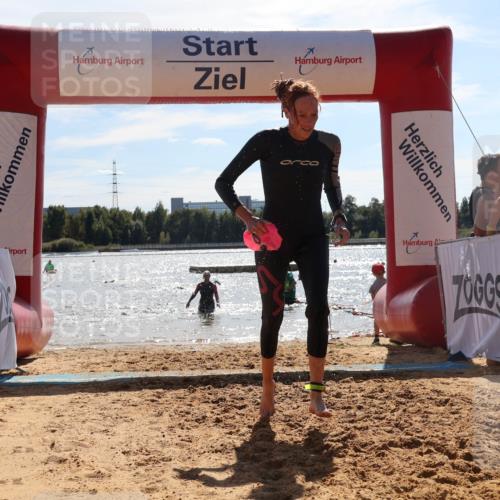 07.09.2025 - 19. Norderstedt Triathlon Luisa Fischer http://msf.ph/oto/8761599 07.09.2025 14:21:11 Schwimmen 439, 467, 1453, 1470 meine-sportfotos.de