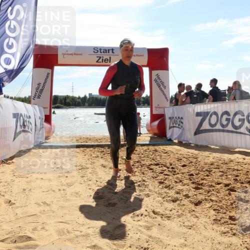 07.09.2025 - 19. Norderstedt Triathlon Luisa Fischer http://msf.ph/oto/8761626 07.09.2025 14:21:23 Schwimmen 1422, 1474 meine-sportfotos.de