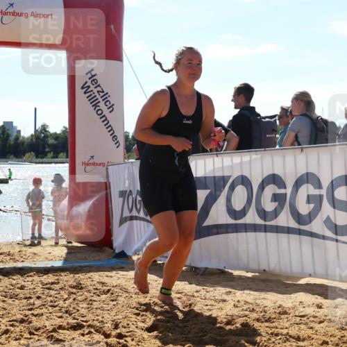 07.09.2025 - 19. Norderstedt Triathlon Luisa Fischer http://msf.ph/oto/8761639 07.09.2025 14:21:24 Schwimmen 1422, 1474 meine-sportfotos.de
