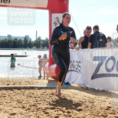 07.09.2025 - 19. Norderstedt Triathlon Luisa Fischer http://msf.ph/oto/8761652 07.09.2025 14:21:38 Schwimmen 365, 430 meine-sportfotos.de